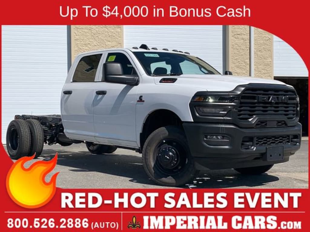 New 2025 Ram 3500 Chassis Cab 3500 TRADESMAN CREW CAB CHASSIS 4X4 60' CA Pickup