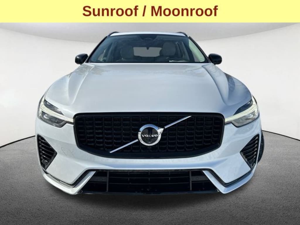 Used 2025 Volvo XC60 plug-in hybrid T8 Plus SUV