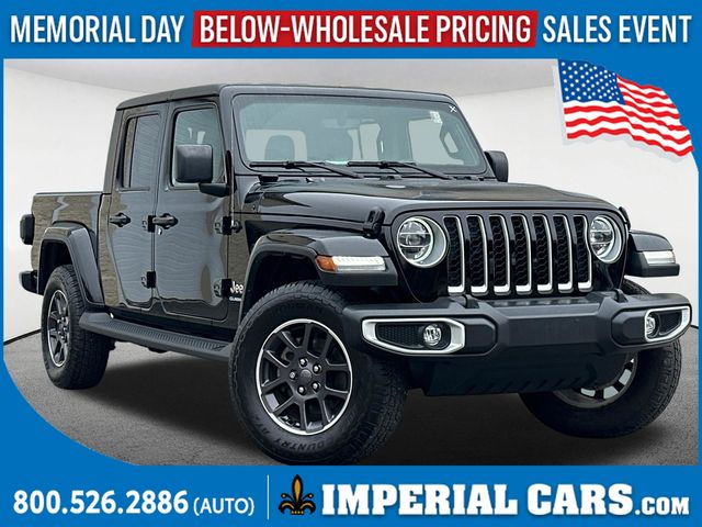 2022 Jeep Gladiator Overland's photo