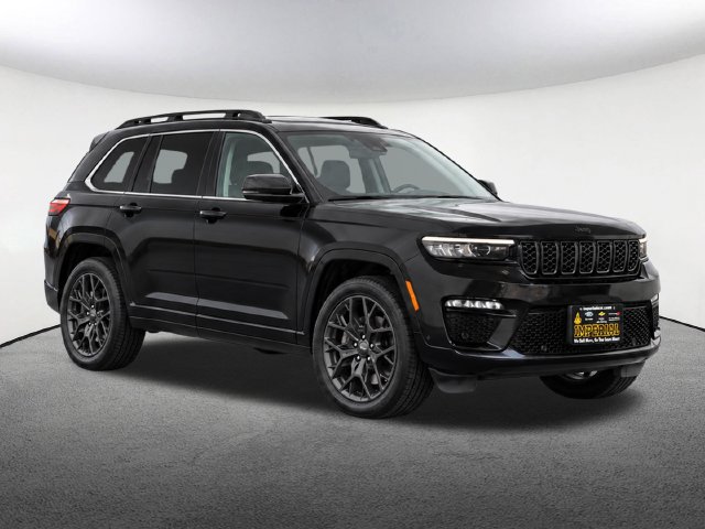 Used 2025 Jeep Grand Cherokee Summit SUV