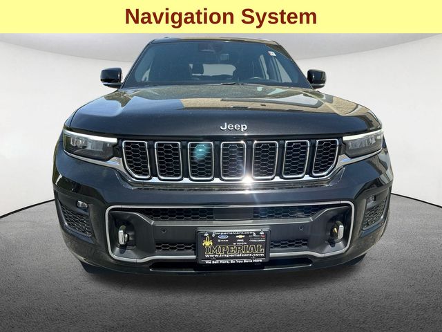 2021 Jeep Grand Cherokee Overland photo 3