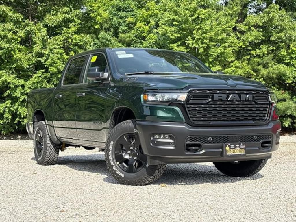 New 2026 Ram 1500 WARLOCK CREW CAB 4X4 5'7 BOX Pickup