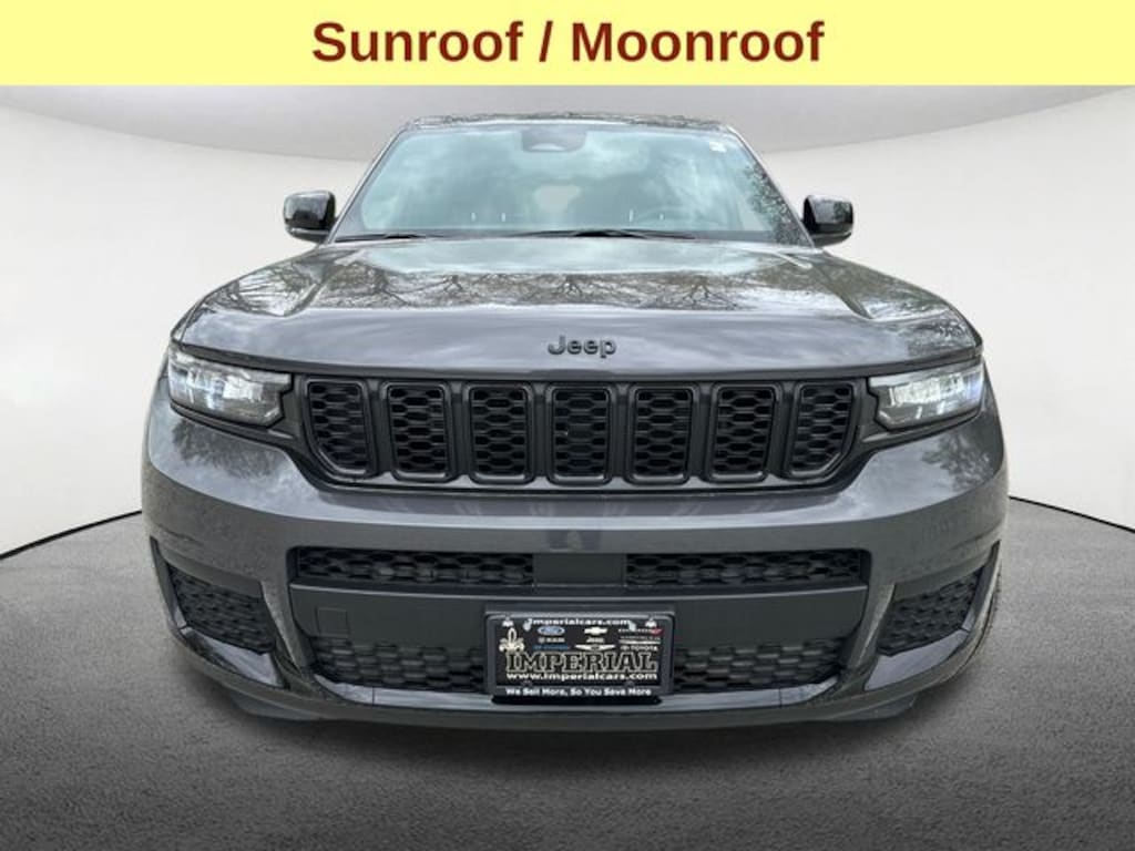 Used 2025 Jeep Grand Cherokee L Laredo SUV