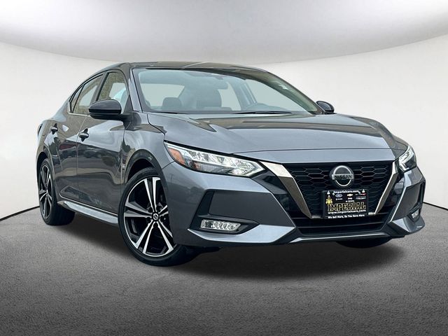 2022 Nissan Sentra SR photo 2