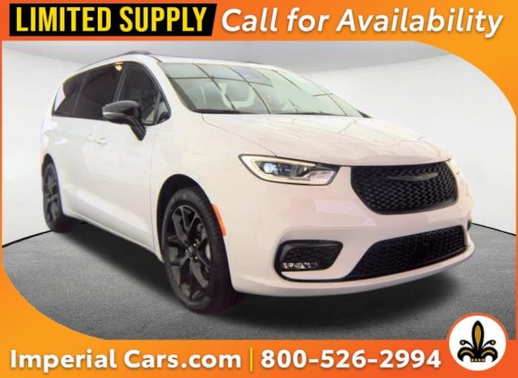Used 2025 Chrysler Pacifica Limited Van Passenger Van