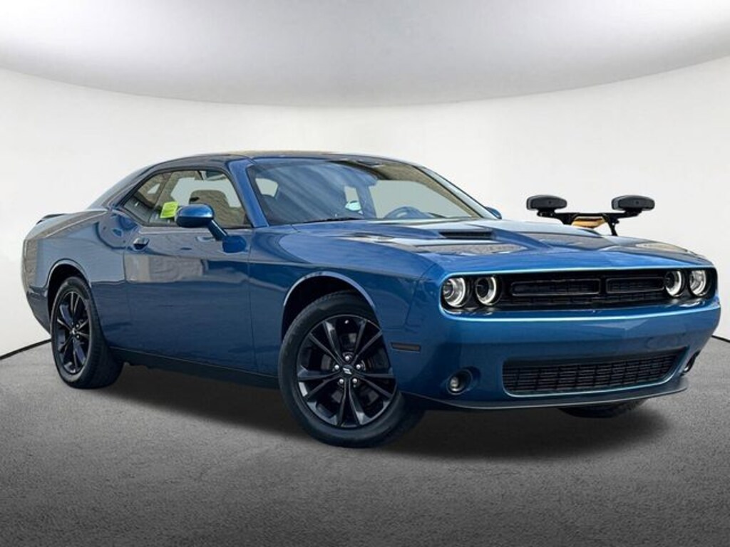 Used 2023 Dodge Challenger SXT Coupe