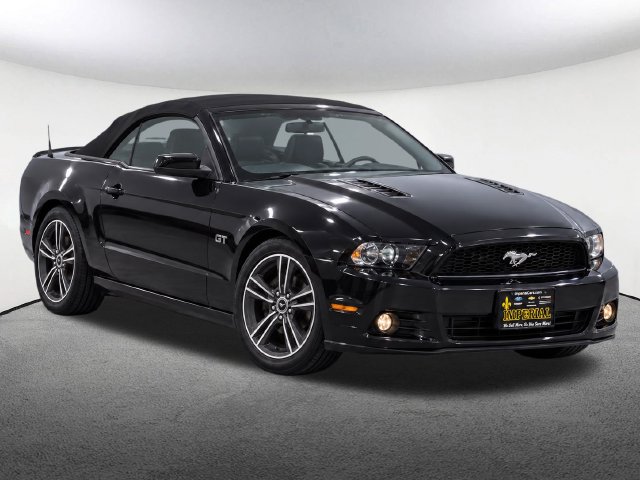 Used 2013 Ford Mustang GT Premium with VIN 1ZVBP8FF5D5235823 for sale in Mendon, MA