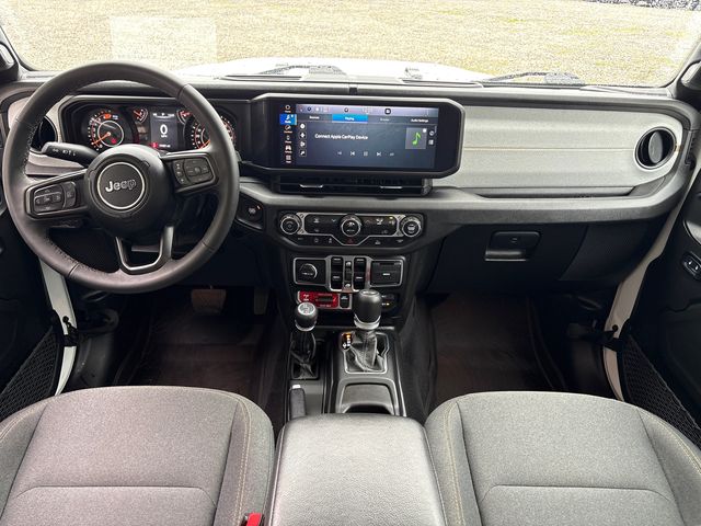 2025 Jeep Wrangler 4-Door Willys - Photo 20