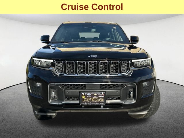 2021 Jeep Grand Cherokee Overland photo 3