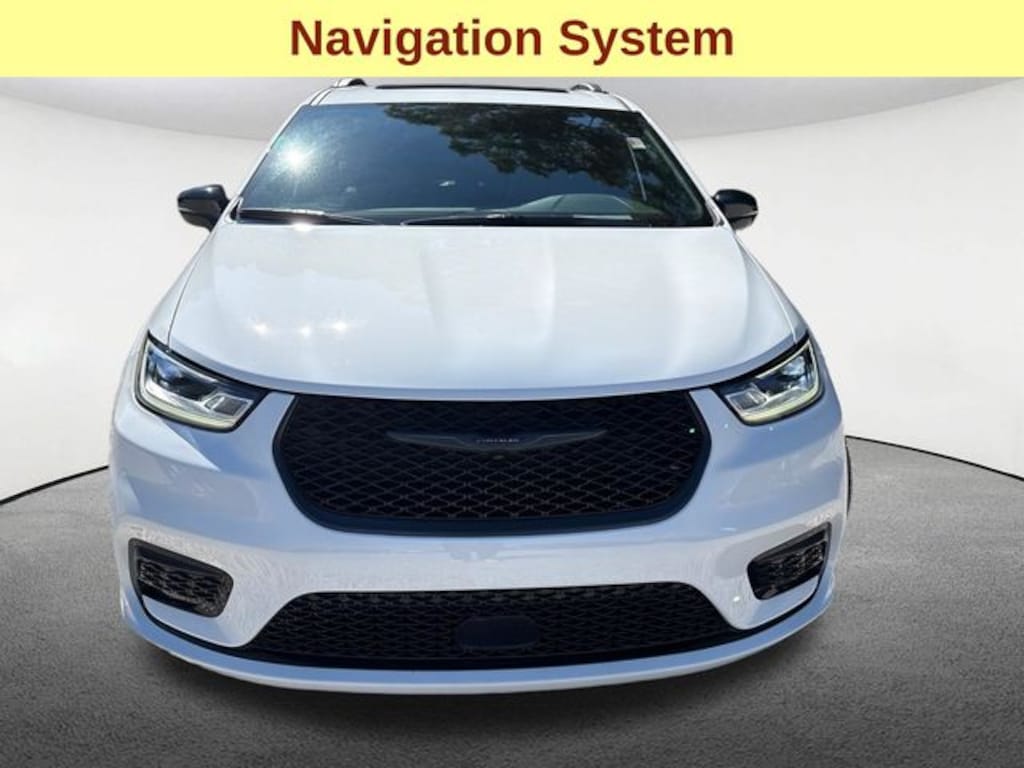 Used 2025 Chrysler Pacifica Limited Van Passenger Van