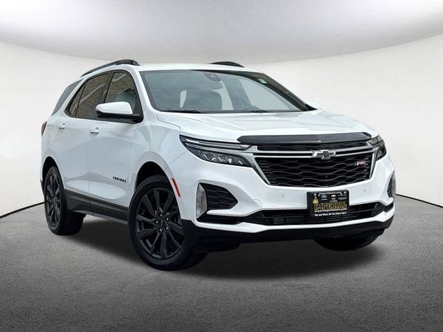 Used 2022 Chevrolet Equinox RS with VIN 3GNAXWEV4NS195423 for sale in Mendon, MA