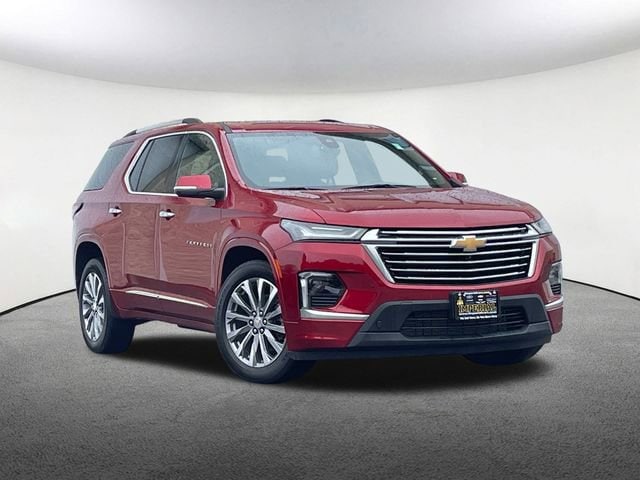 Used 2023 Chevrolet Traverse Premier with VIN 1GNEVKKW9PJ285037 for sale in Mendon, MA