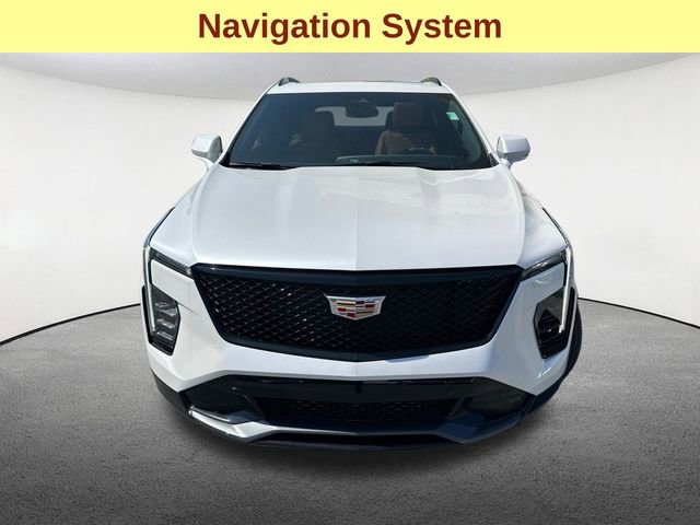 2024 Cadillac XT4 Sport photo 2