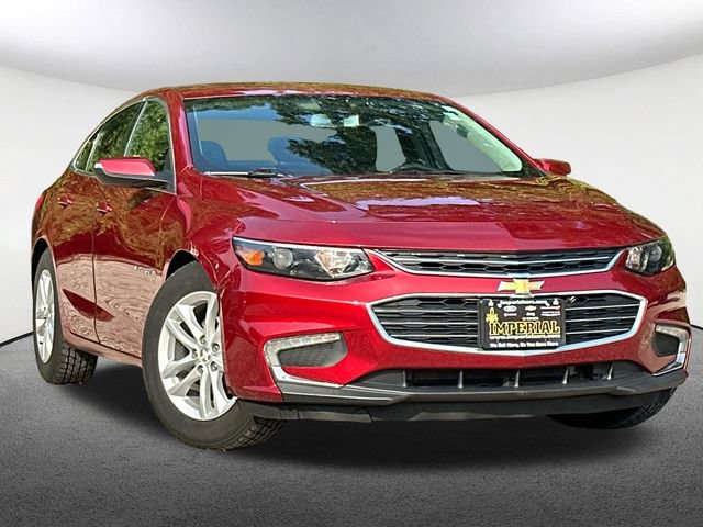 Used 2017 Chevrolet Malibu 1LT with VIN 1G1ZE5ST3HF131695 for sale in Mendon, MA