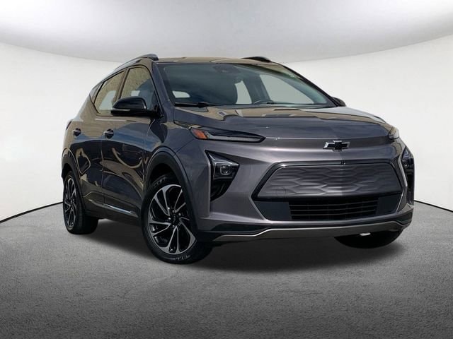 Used 2023 Chevrolet Bolt EUV Premier with VIN 1G1FZ6S04P4133128 for sale in Mendon, MA