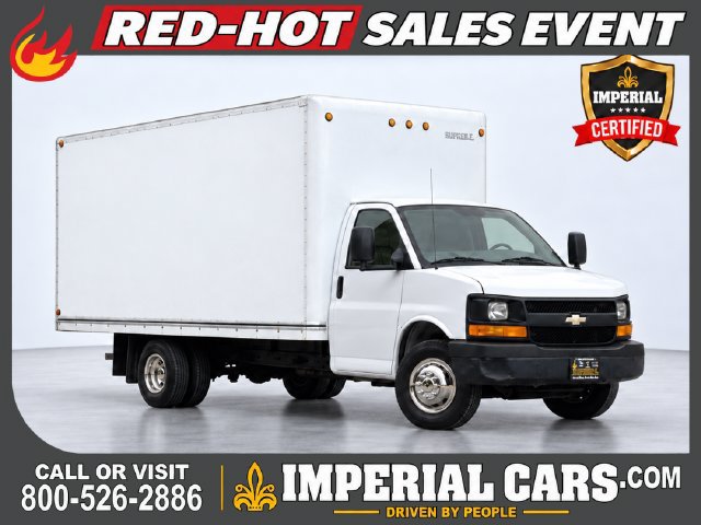 2014 Chevrolet Express Cutaway Base