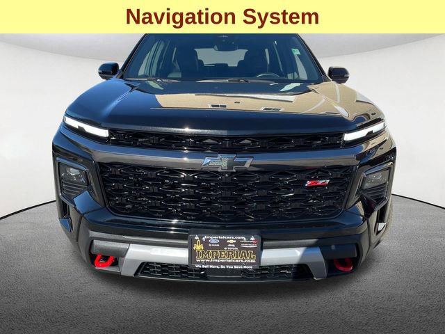2025 Chevrolet Traverse Z71 photo 2