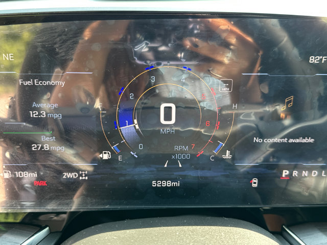2026 Chevrolet Suburban Z71 - Photo 30