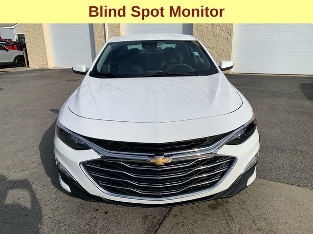 2024 Chevrolet Malibu LS photo 3