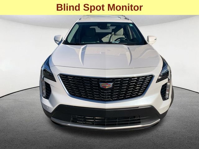 2021 Cadillac XT4 Premium Luxury photo 3