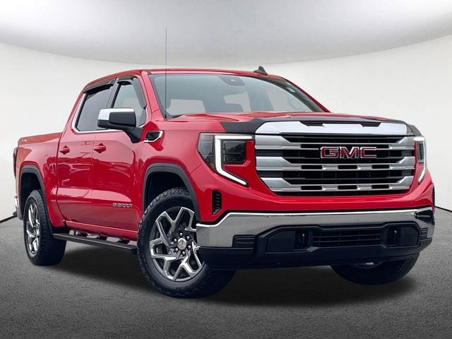Used 2024 GMC Sierra 1500 SLE with VIN 1GTPUBEK1RZ311986 for sale in Mendon, MA