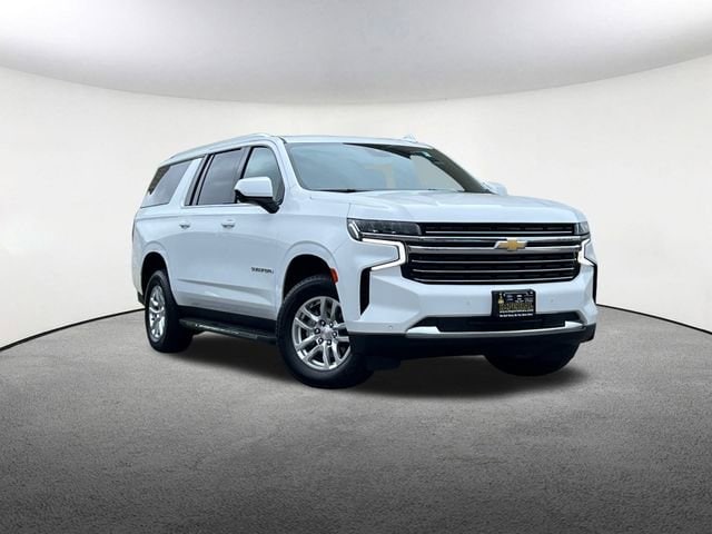 Used 2024 Chevrolet Suburban LT with VIN 1GNSKCKD5RR243775 for sale in Mendon, MA