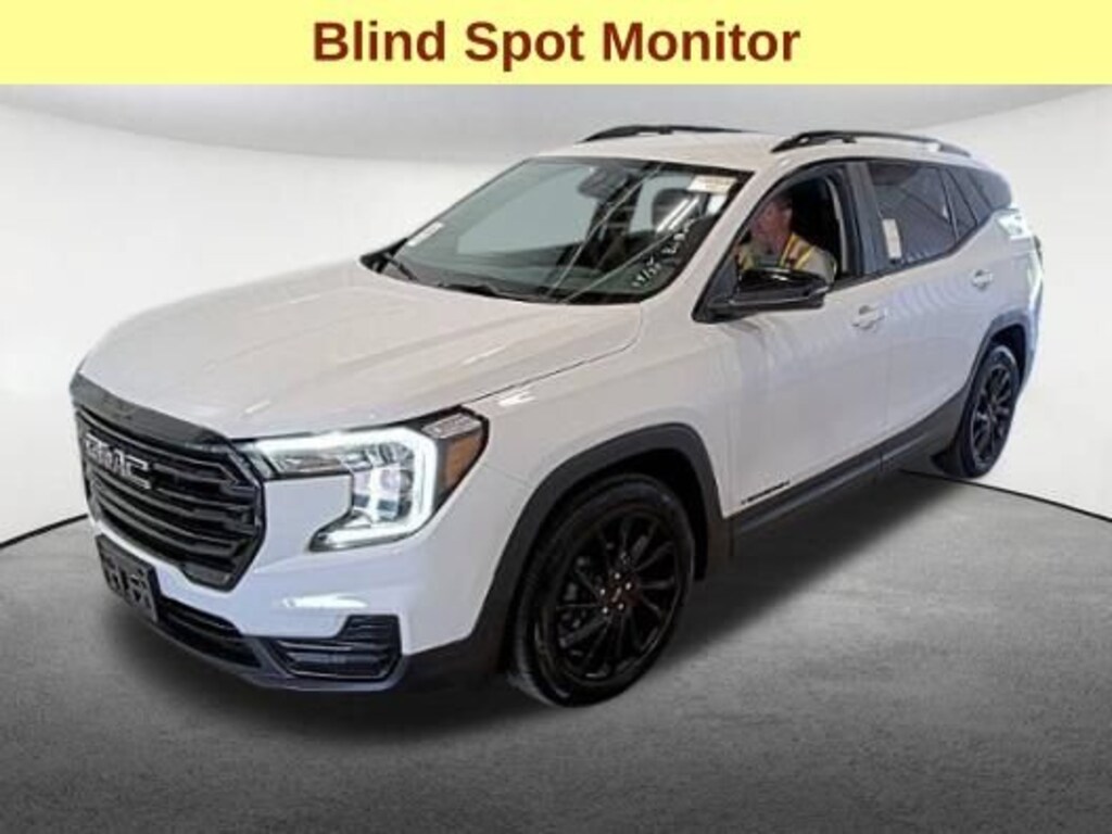 Used 2023 GMC Terrain SLE SUV