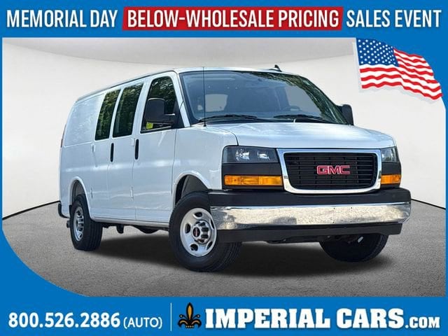 2025 GMC Savana 2500's photo