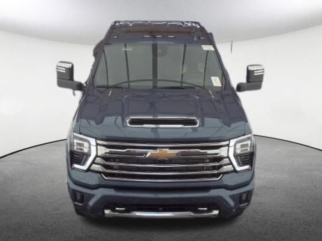 Used 2025 Chevrolet Silverado 3500 HD High Country DRW Truck Crew Cab