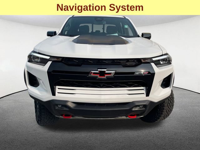 2024 Chevrolet Colorado ZR2 photo 2