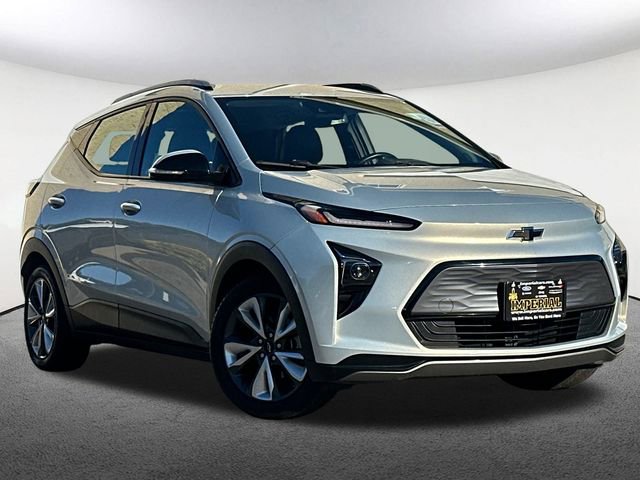 2022 Chevrolet Bolt EUV photo 2