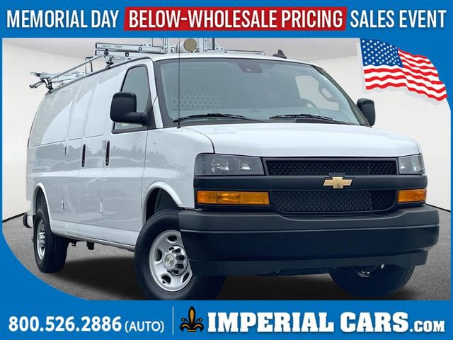 2025 Chevrolet Express 2500 Extended Work Van HD's photo