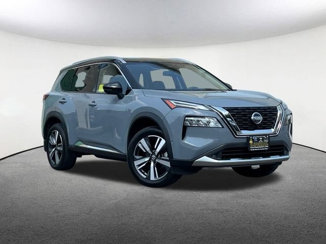 Used 2021 Nissan Rogue Platinum with VIN JN8AT3DD0MW305922 for sale in Mendon, MA