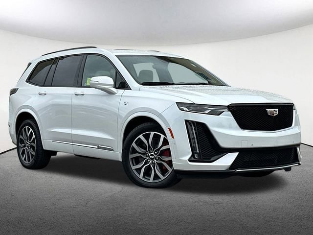 Used 2023 Cadillac XT6 Sport with VIN 1GYKPGRS8PZ232556 for sale in Mendon, MA