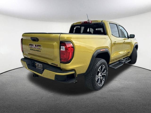 2023 GMC Canyon AT4 - Photo 13