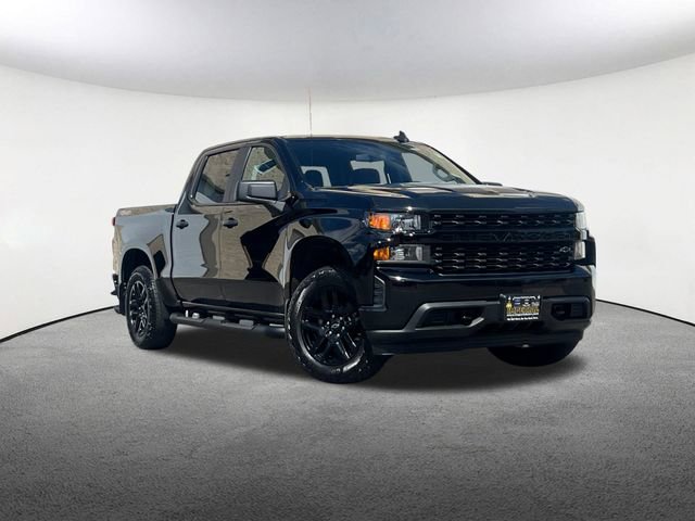 Used 2021 Chevrolet Silverado 1500 Custom with VIN 1GCPYBEK2MZ233375 for sale in Mendon, MA