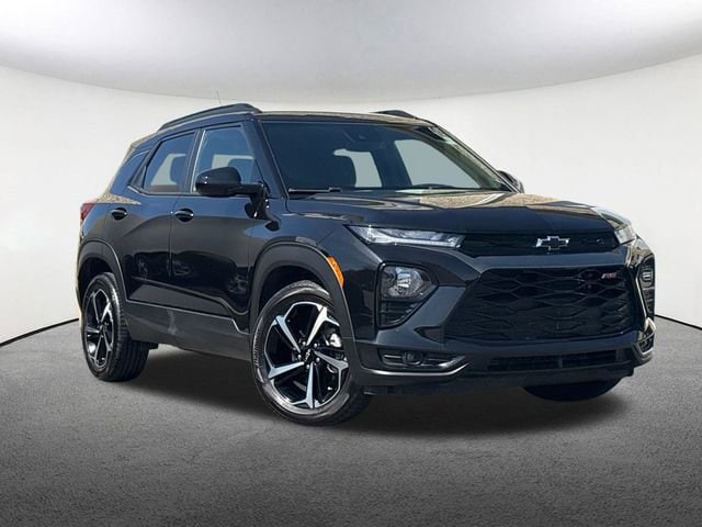 Used 2023 Chevrolet TrailBlazer RS with VIN KL79MTSL2PB213550 for sale in Mendon, MA
