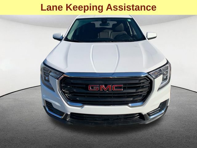 2024 Gmc Terrain SLE photo 3