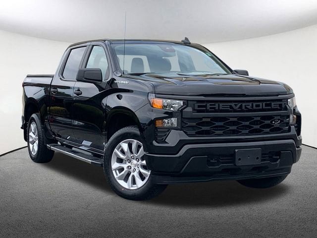 Used 2023 Chevrolet Silverado 1500 Custom with VIN 1GCPDBEK4PZ141636 for sale in Mendon, MA