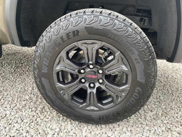 2025 GMC Canyon Elevation - Photo 17