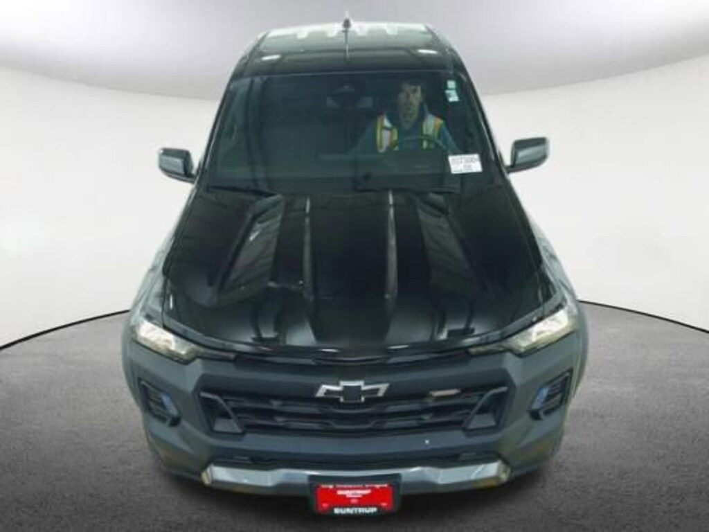 Used 2025 Chevrolet Colorado Trail Boss Truck Crew Cab