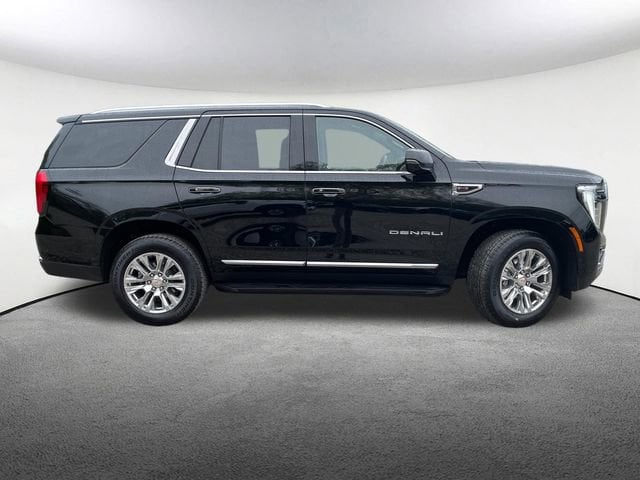 2025 GMC Yukon Denali - Photo 18