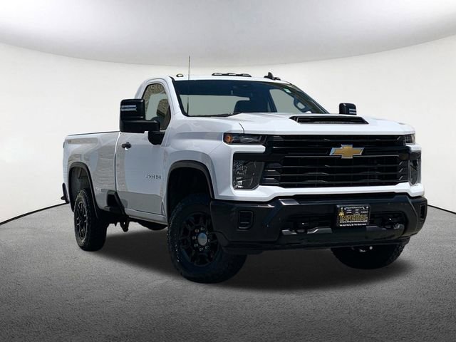 2024 Chevrolet Silverado 2500HD photo 2