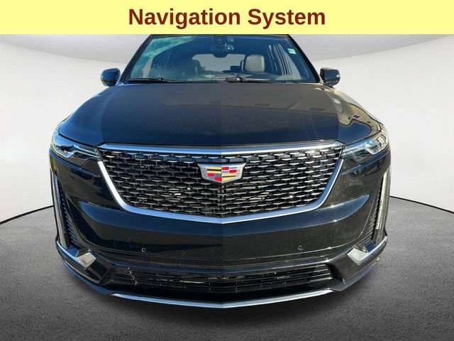 2025 Cadillac XT6 Luxury photo 3