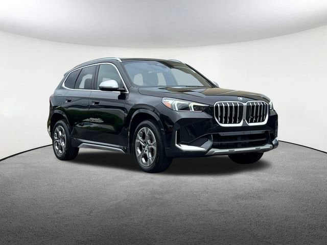 Used 2023 BMW X1 28i with VIN WBX73EF04P5W52162 for sale in Mendon, MA