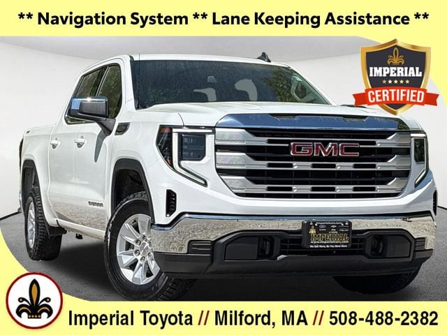 2022 GMC Sierra 4WD Crew Cab Short Box SLE's photo