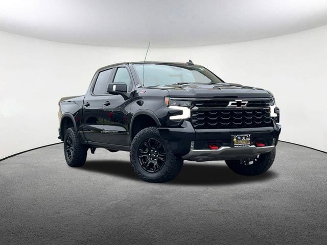 Used 2022 Chevrolet Silverado 1500 ZR2 with VIN 3GCUDHEL9NG528081 for sale in Mendon, MA