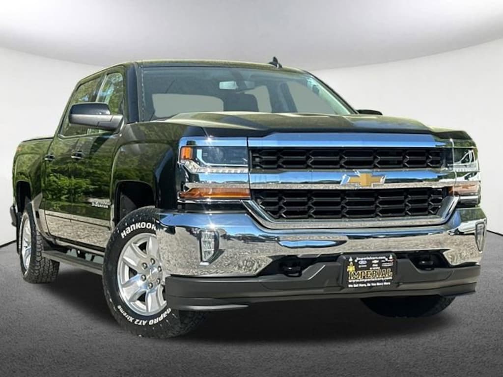 Used 2018 Chevrolet Silverado 1500 LT Truck Crew Cab
