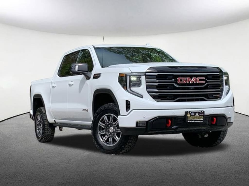 Used 2025 GMC Sierra 1500 AT4 Truck Crew Cab