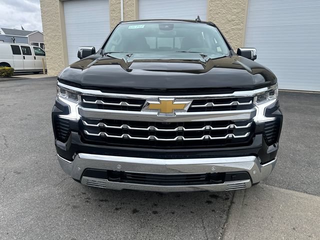 2026 Chevrolet Silverado 1500 LTZ photo 2